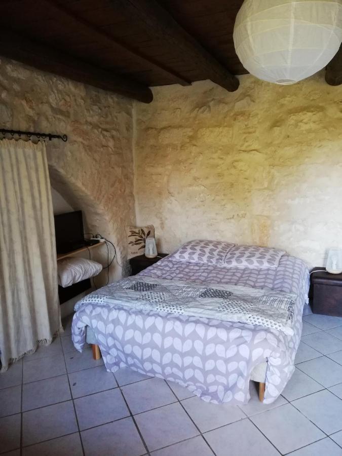 Studio Gard Calme Et Nature Russan Exterior foto
