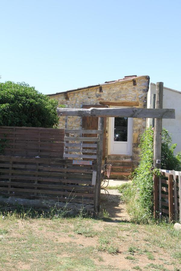 Studio Gard Calme Et Nature Russan Exterior foto