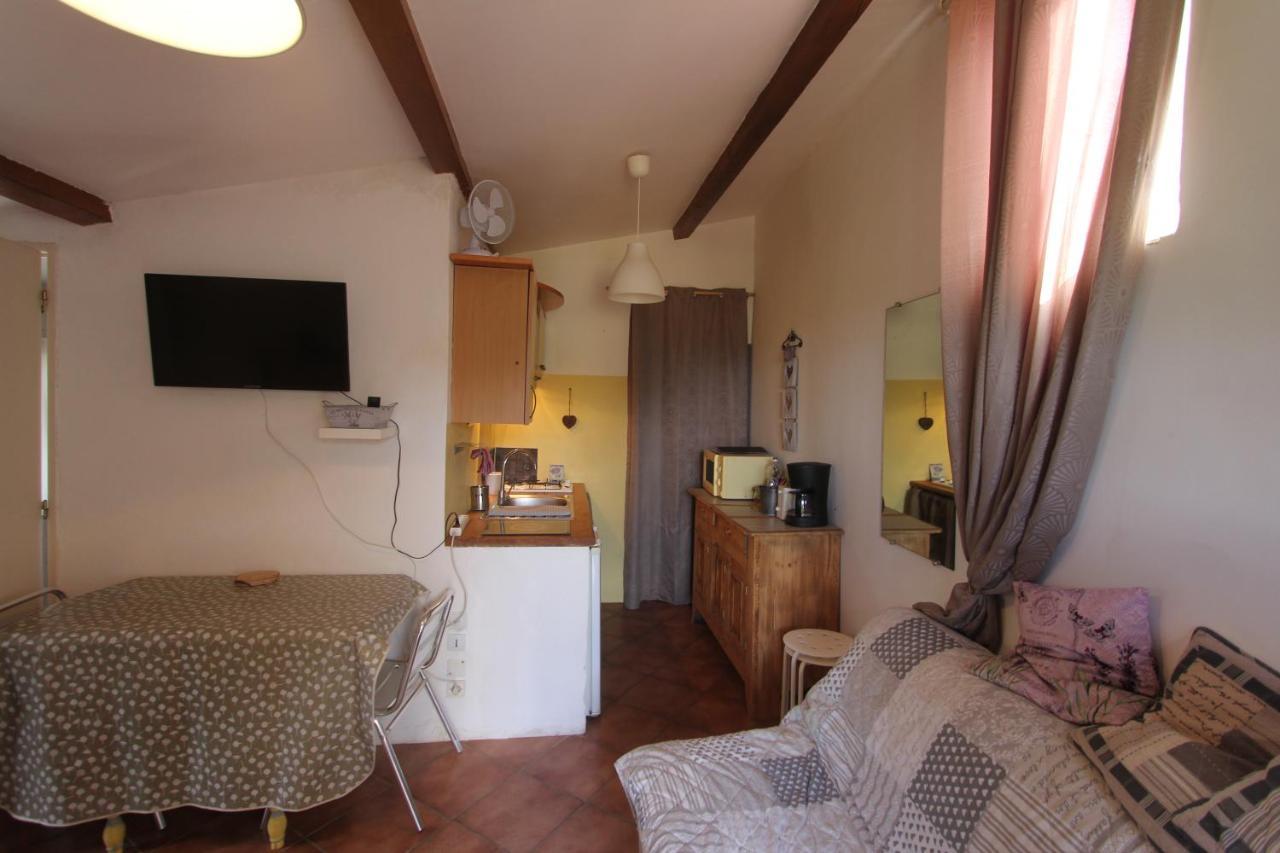 Studio Gard Calme Et Nature Russan Exterior foto